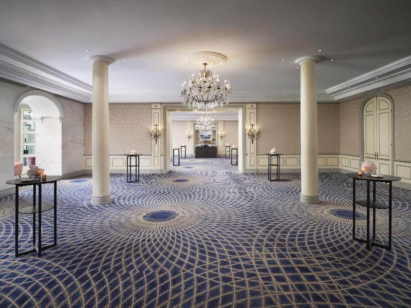 The Savoy - A Fairmont Hotel image