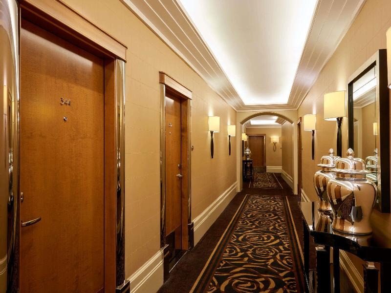 The Savoy - A Fairmont Hotel image