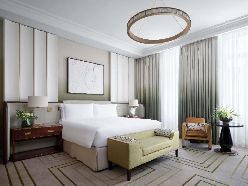 The Savoy - A Fairmont Hotel image