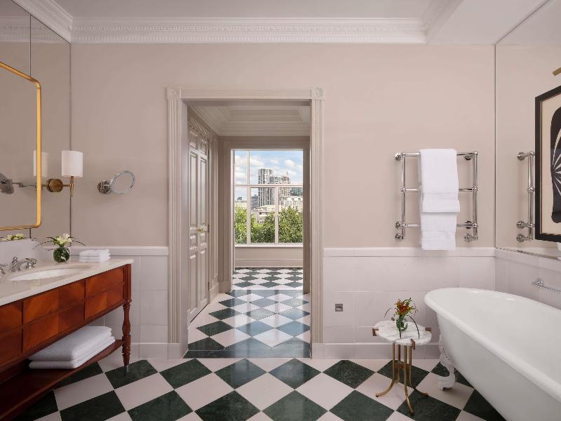 The Savoy - A Fairmont Hotel image
