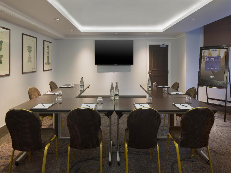 Radisson Blu Hotel, London South Kensington image