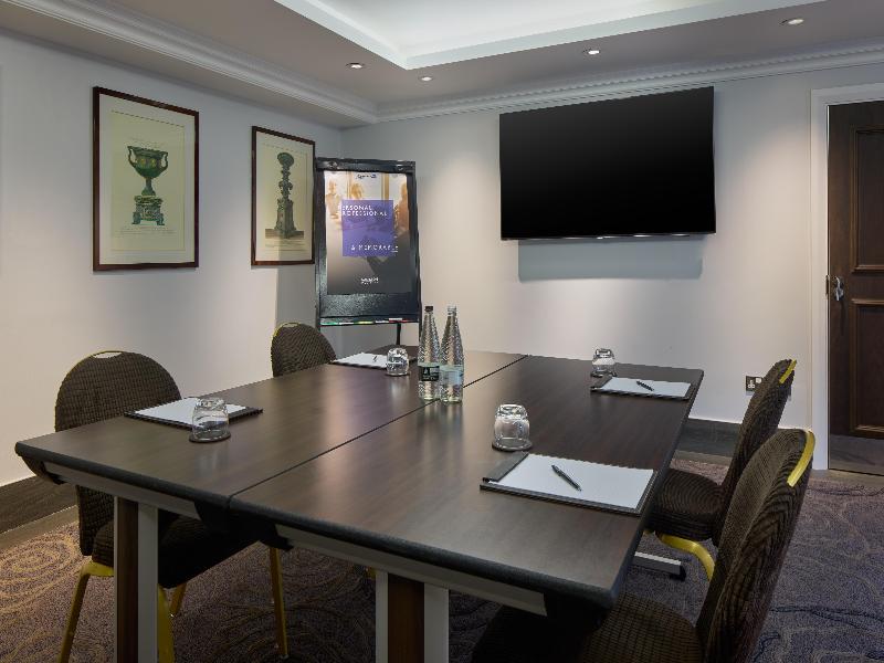 Radisson Blu Hotel, London South Kensington image