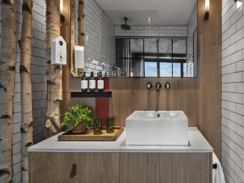 Treehouse Hotel London image