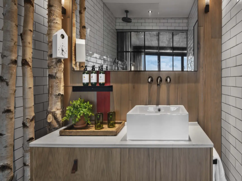 Treehouse Hotel London image