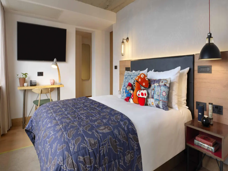 Treehouse Hotel London image
