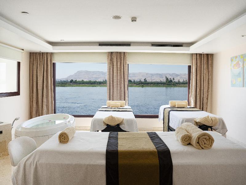 Hilton Luxor Resort & Spa image