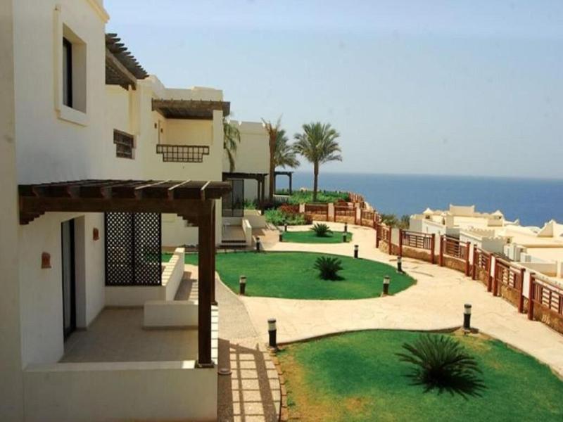 Sheraton Sharm Hotel Main Building image