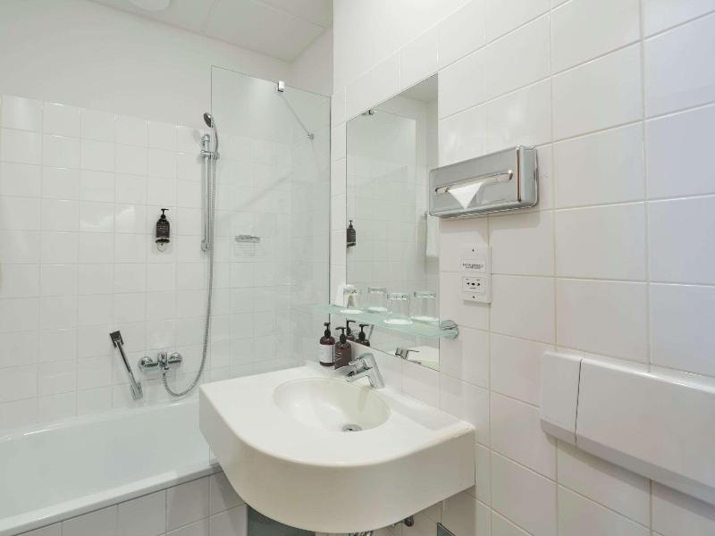 Best Western Hotel Moran image
