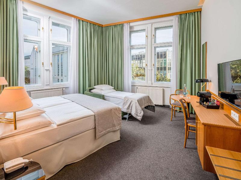 Best Western Hotel Moran image