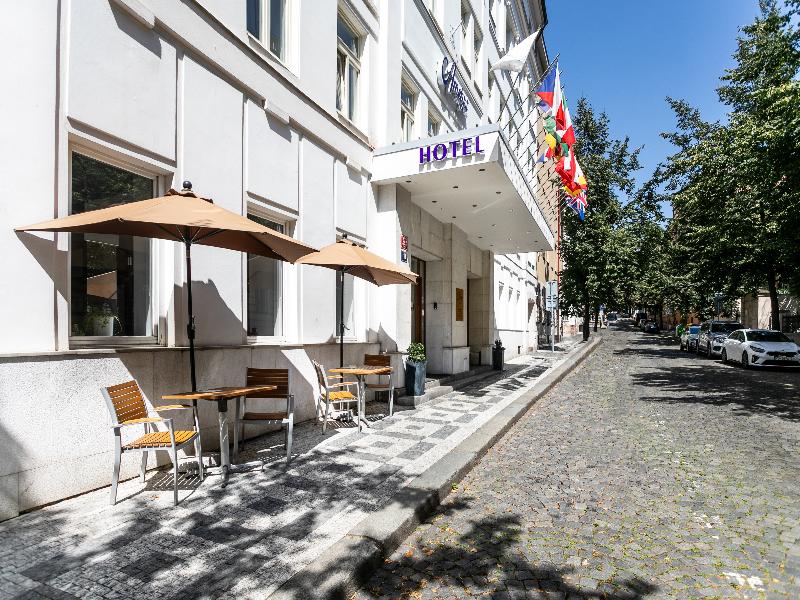 Hotel Ametyst Prague image