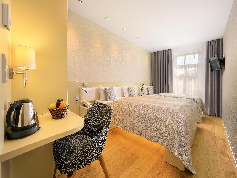 Hotel Ametyst Prague image