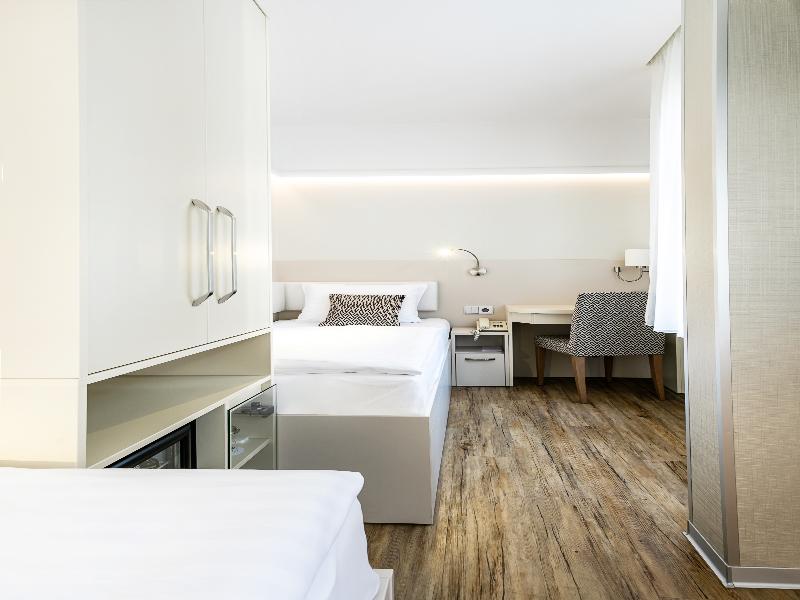 Hotel Ametyst Prague image