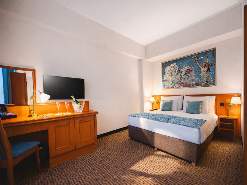 Grand Hotel International image