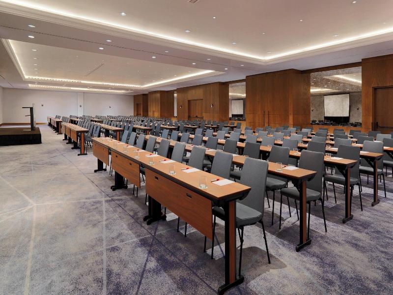 Marriott Hotel Prague image
