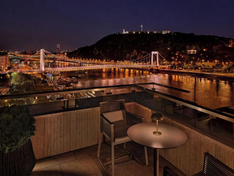 Marriott Hotel Budapest image