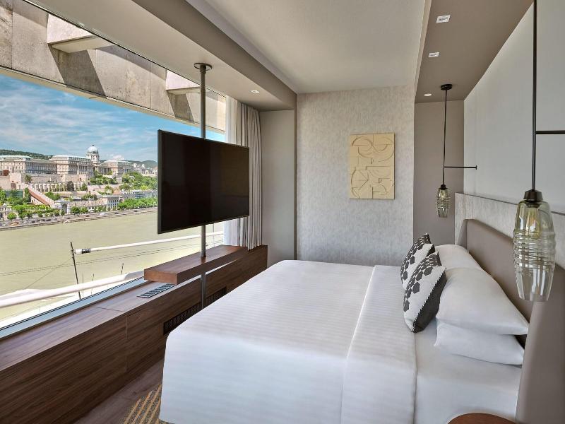 Marriott Hotel Budapest image