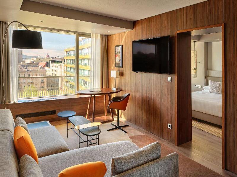 Marriott Hotel Budapest image