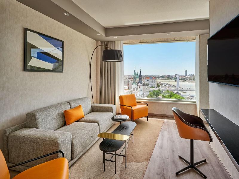 Marriott Hotel Budapest image