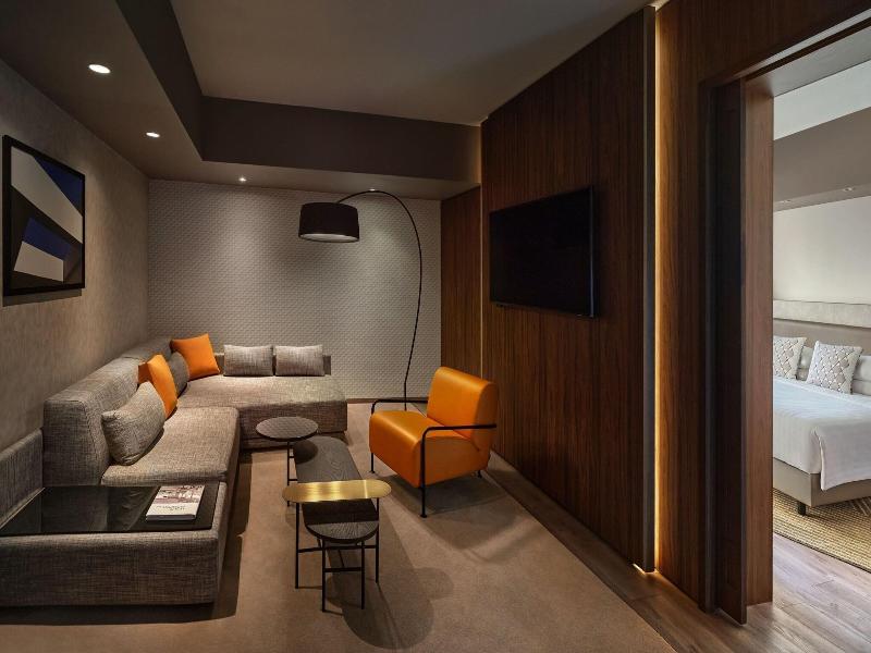 Marriott Hotel Budapest image