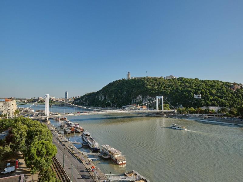 Marriott Hotel Budapest image