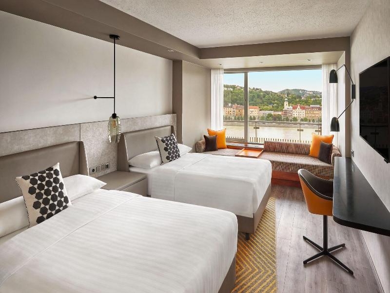 Marriott Hotel Budapest image