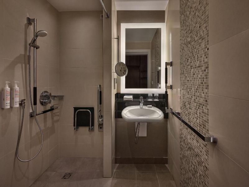 Marriott Hotel Budapest image