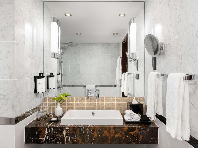 Sofitel Warsaw Victoria image
