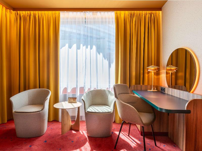 Mercure Warszawa Centrum image