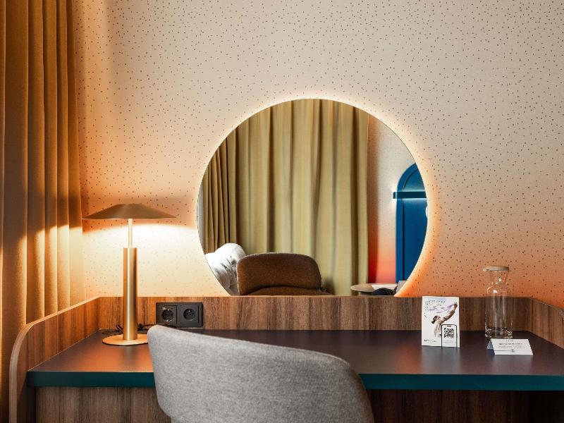 Mercure Warszawa Centrum image