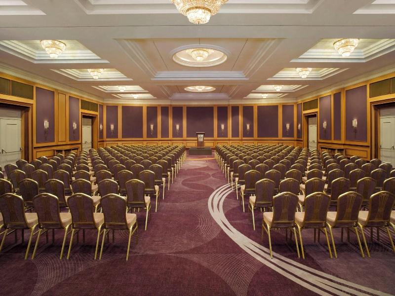 Sheraton Grand Warsaw image