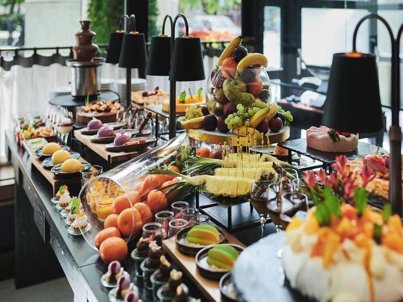 Sheraton Grand Warsaw image