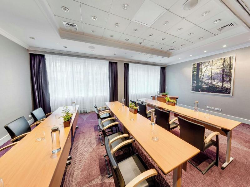 Sheraton Grand Warsaw image