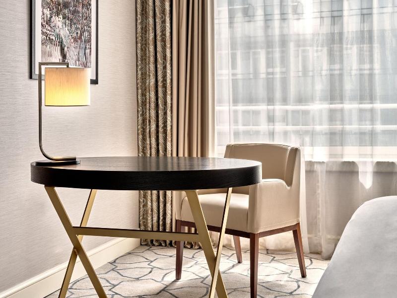 Sheraton Grand Warsaw image