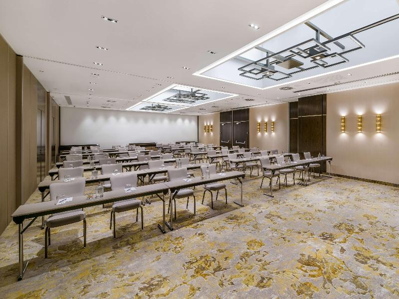 Radisson Blu Beke Budapest image