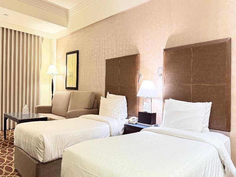 Sunday Suites Excelsior Hotel Deira image
