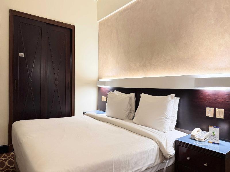 Sunday Suites Excelsior Hotel Deira image