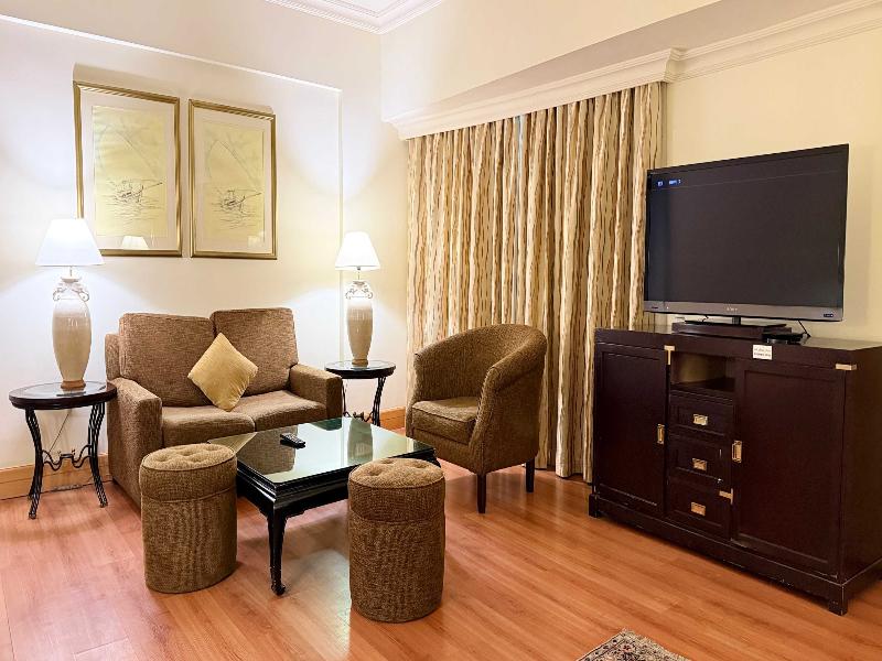 Sunday Suites Excelsior Hotel Deira image