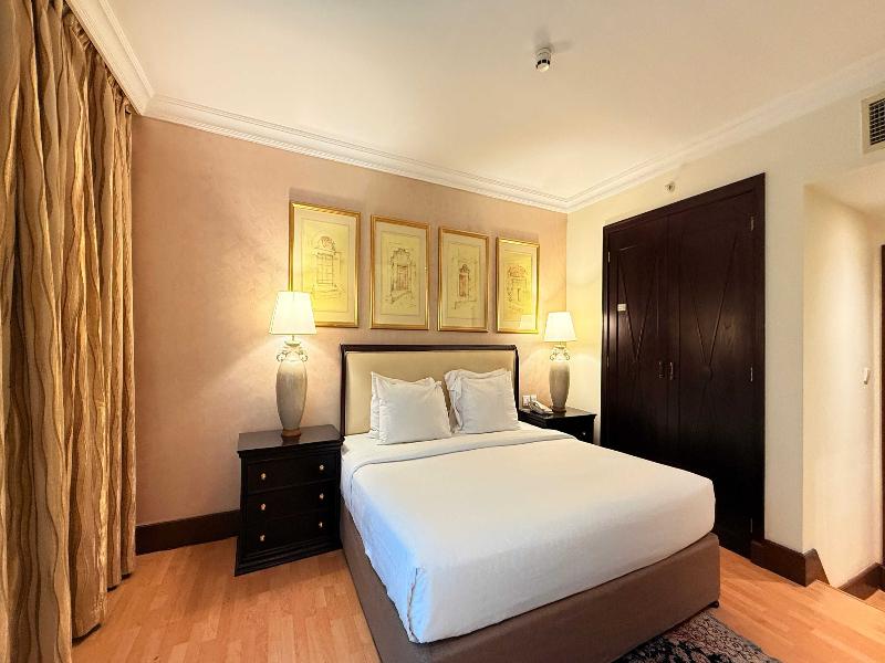 Sunday Suites Excelsior Hotel Deira image