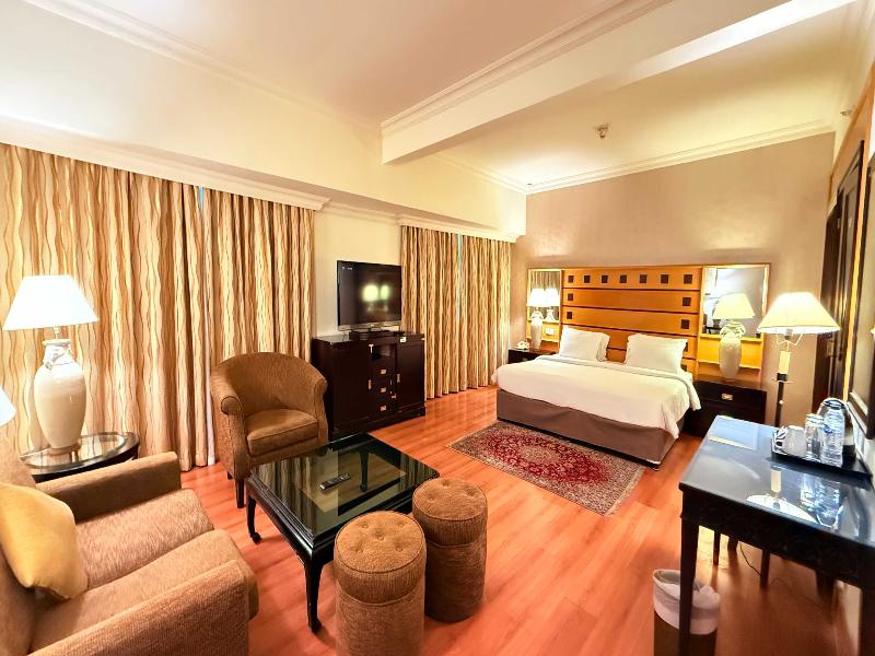 Sunday Suites Excelsior Hotel Deira image