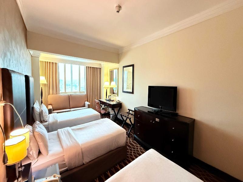 Sunday Suites Excelsior Hotel Deira image
