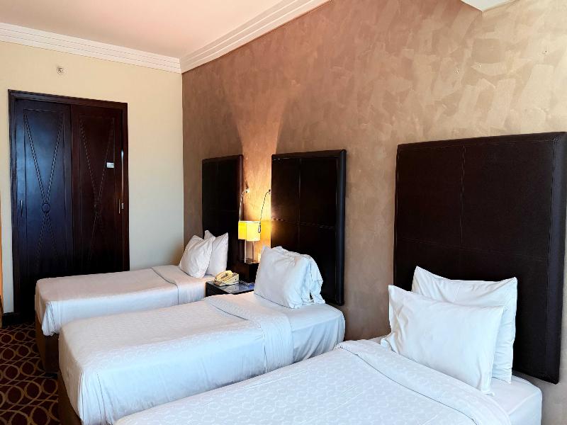 Sunday Suites Excelsior Hotel Deira image