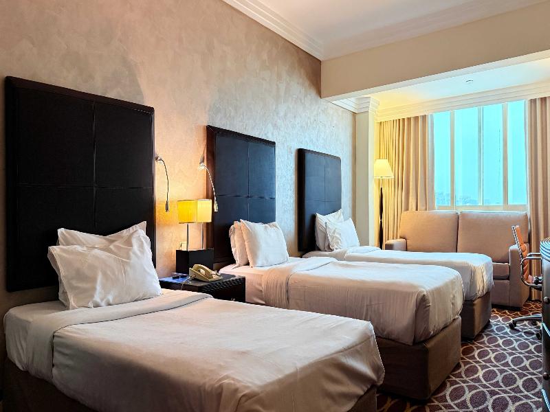 Sunday Suites Excelsior Hotel Deira image