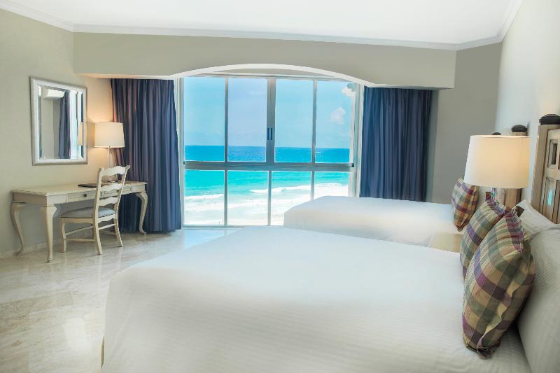 Sandos Cancun Resort