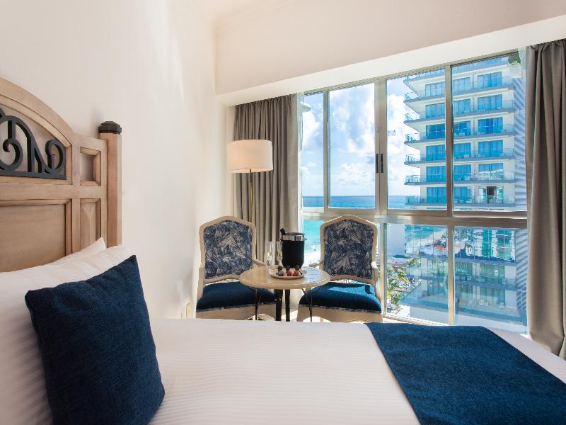 Sandos Cancun All Inclusive - Adults Only image
