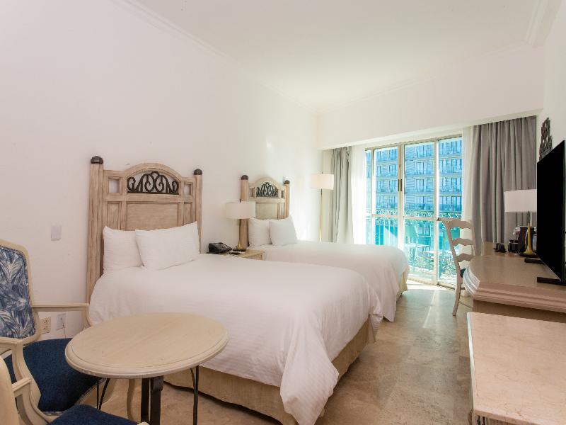 Sandos Cancun All Inclusive - Adults Only image