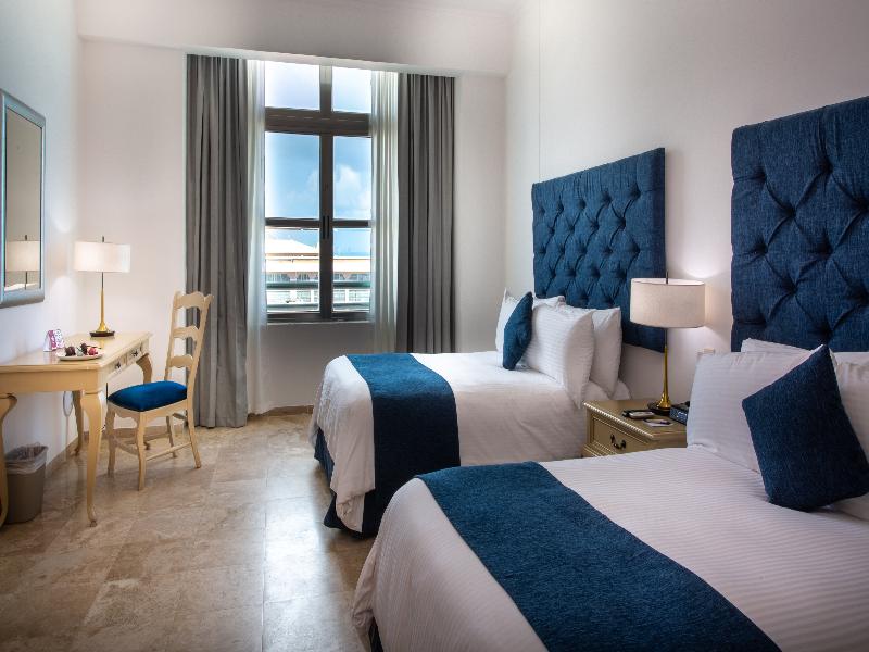 Sandos Cancun All Inclusive - Adults Only image