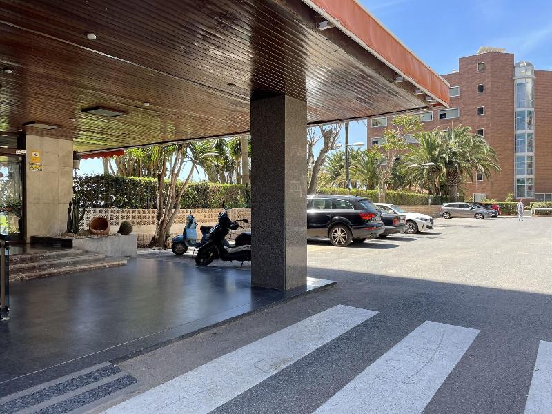 Apartamentos Torre de la roca image