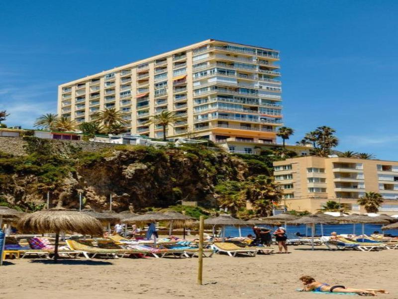 Apartamentos Torre de la roca image