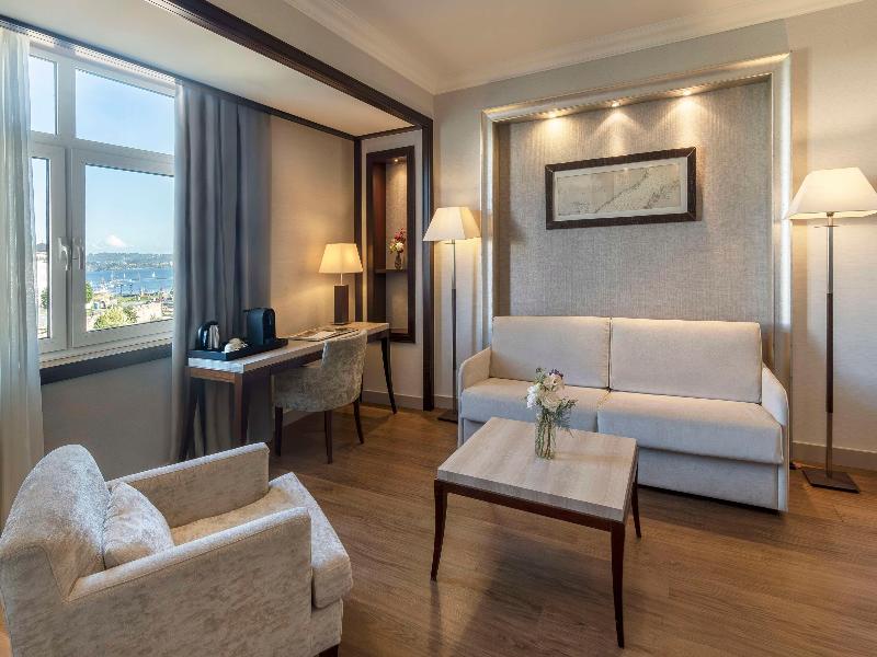 NH Collection A Coruña Finisterre image