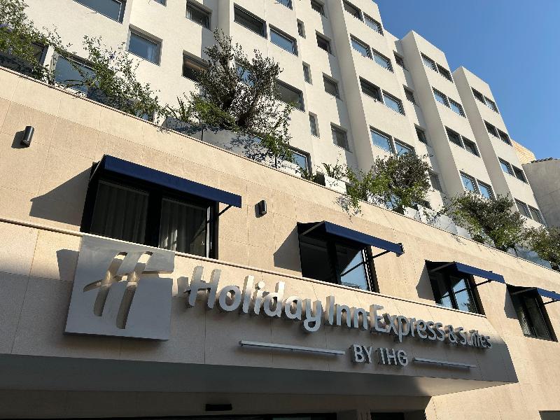 Holiday Inn Express Lisbon Principe Real, by IHG image